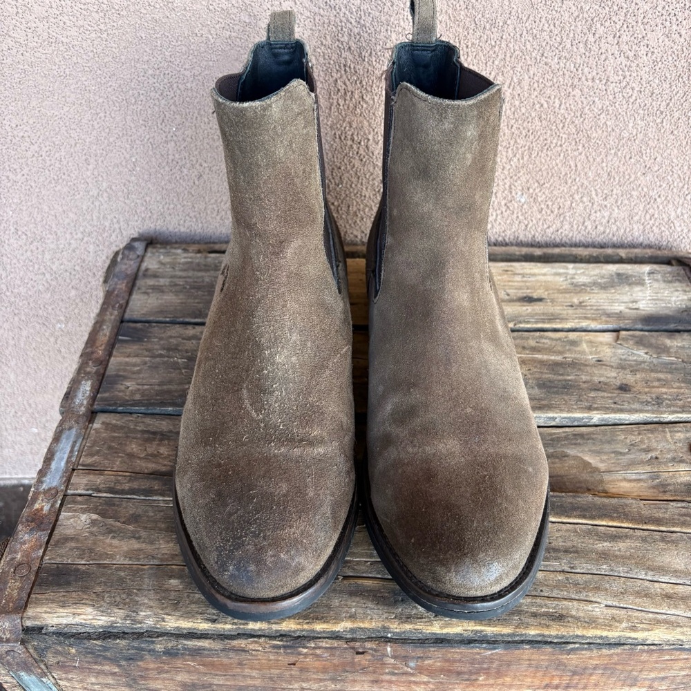 Thursday Boot Co. Duchess Chelsea Boot - Picture 5 of 14